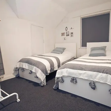 October Disc - Long - Contractors