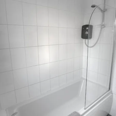 October Disc - Long - Contractors