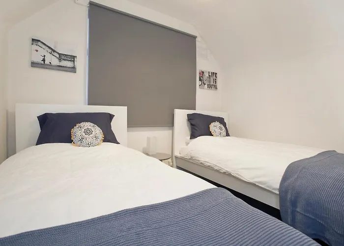 Apartamento October Disc - Long - Contractors Bristol