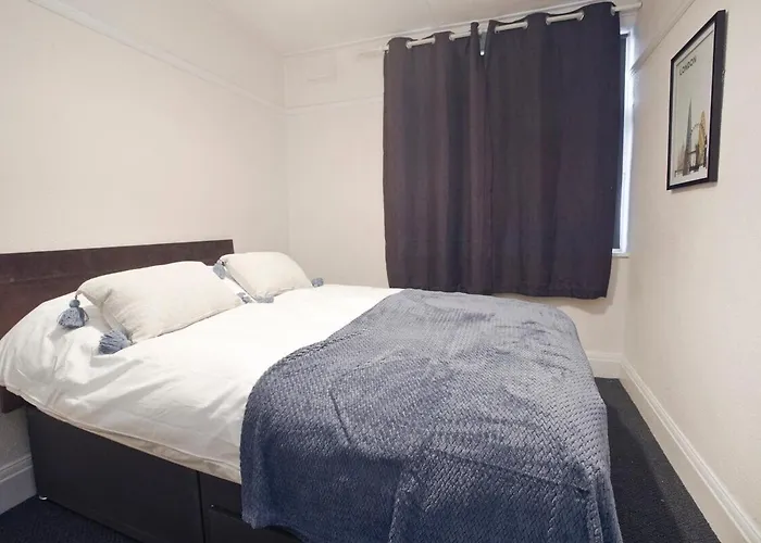 Apartamento October Disc - Long - Contractors Bristol