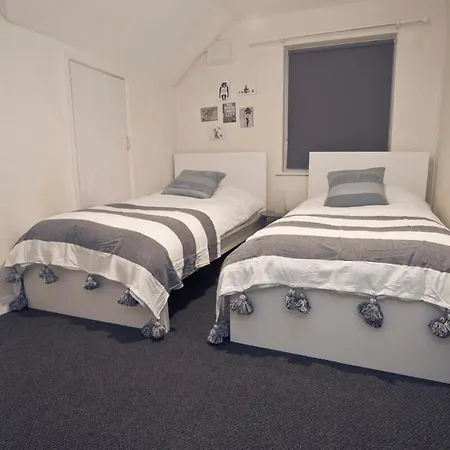 דירה October Disc - Long - Contractors *