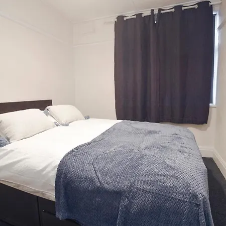 Appartement October Disc - Long - Contractors Bristol