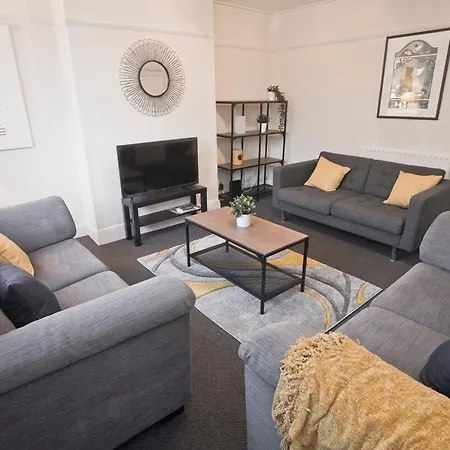 Appartement October Disc - Long - Contractors Bristol